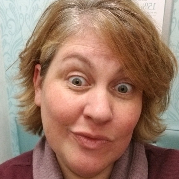 Meet your Posher, Staci - Picture 1 of 1